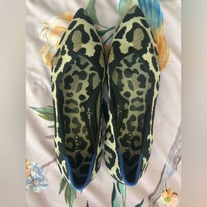 Rothy's Desert Cat Point II Black and Tan Leopard Print Flats
